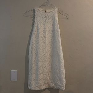 White delicate lace short dress